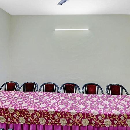فندق Izatnagarفي  Collection O 85238 Tulika Garden المظهر الخارجي الصورة