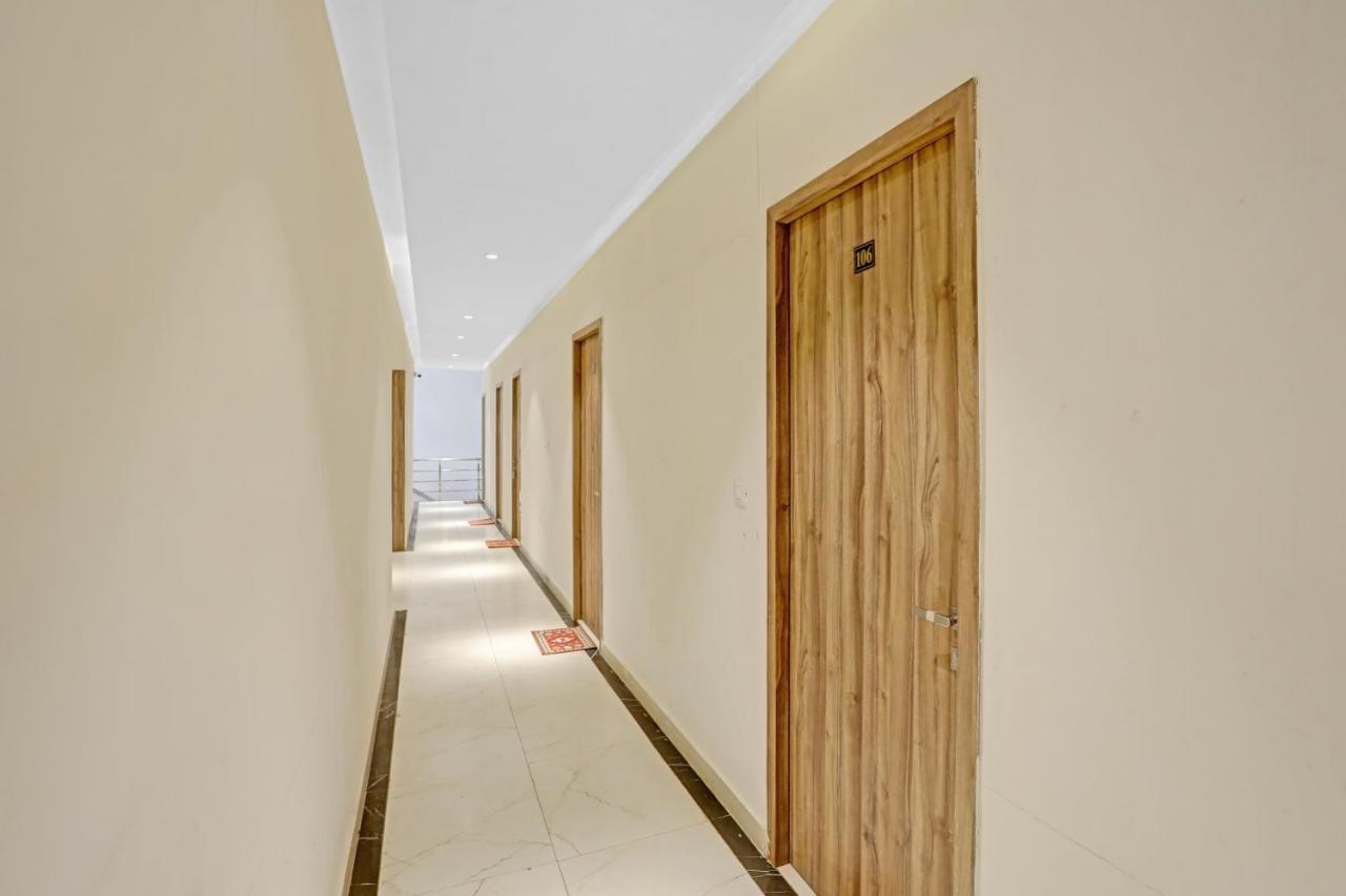 فندق Izatnagarفي  Collection O 85238 Tulika Garden المظهر الخارجي الصورة